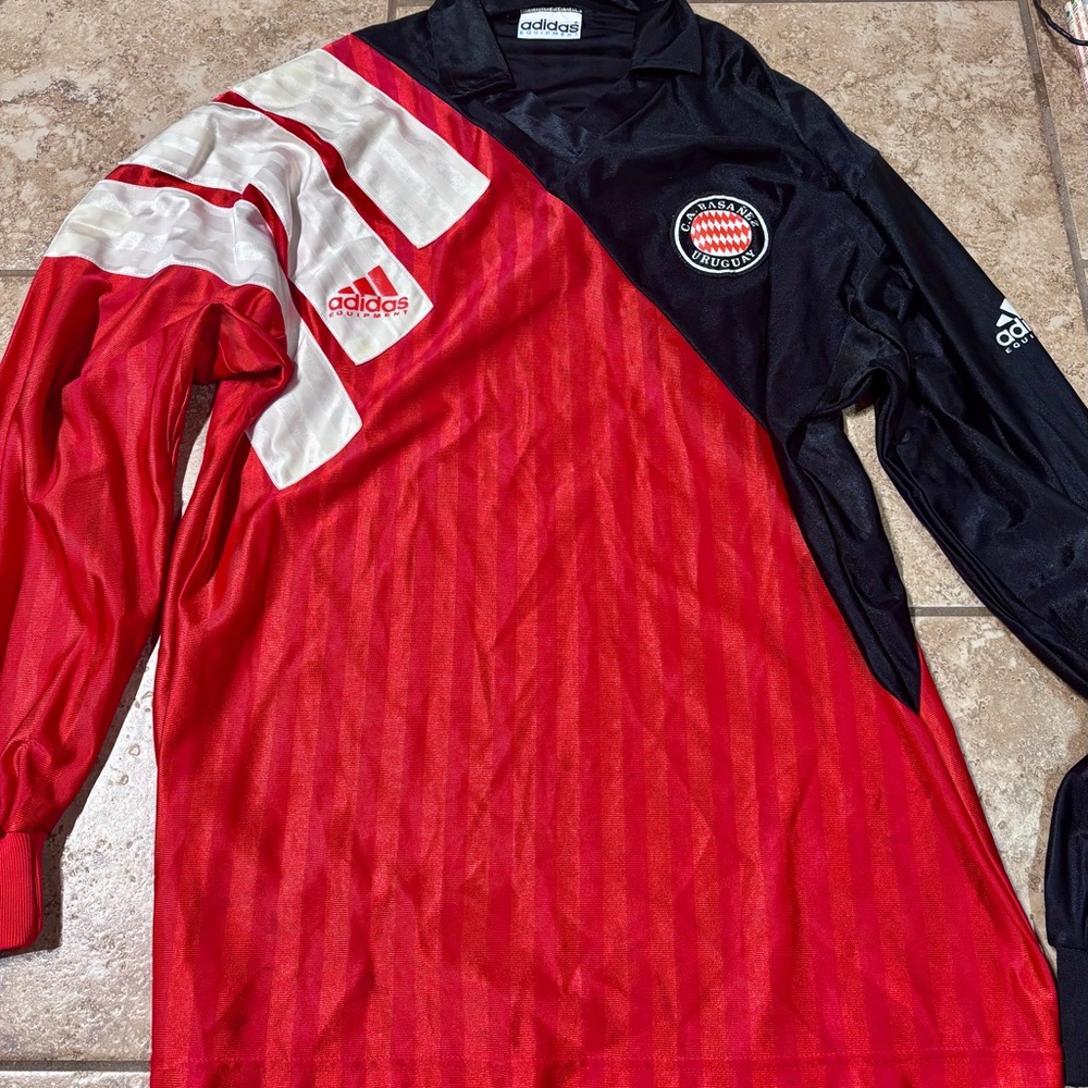 Vintage Adidas CA Basañez Uruguay Soccer Jersey Long Sleeve Red Black Size L